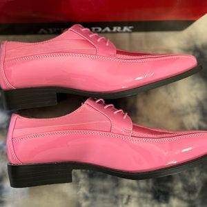 Mens Viotti bubble gum pink dress shoes